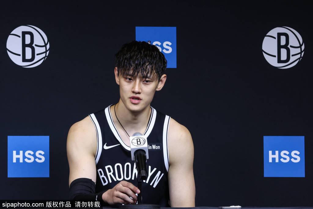 更让中国球, 丰富的球员